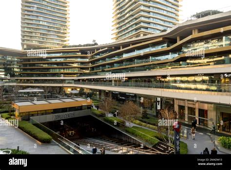 burberry türkçesi|Burberry, Zorlu Center Beşiktaş, İstanbul .